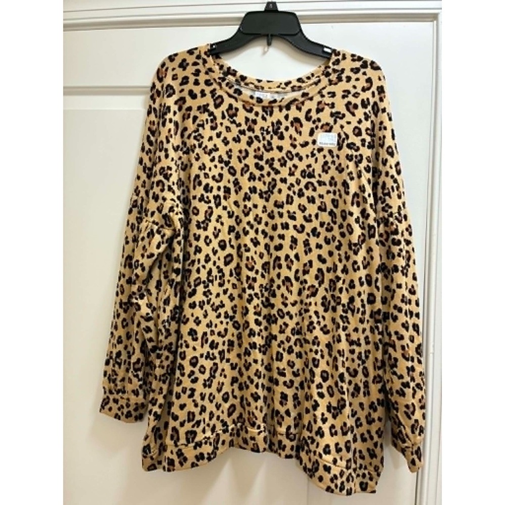 Time and Tru Maternity Womens XL 16-18 Leopard Print Long Sleeve Top Relaxed Fit